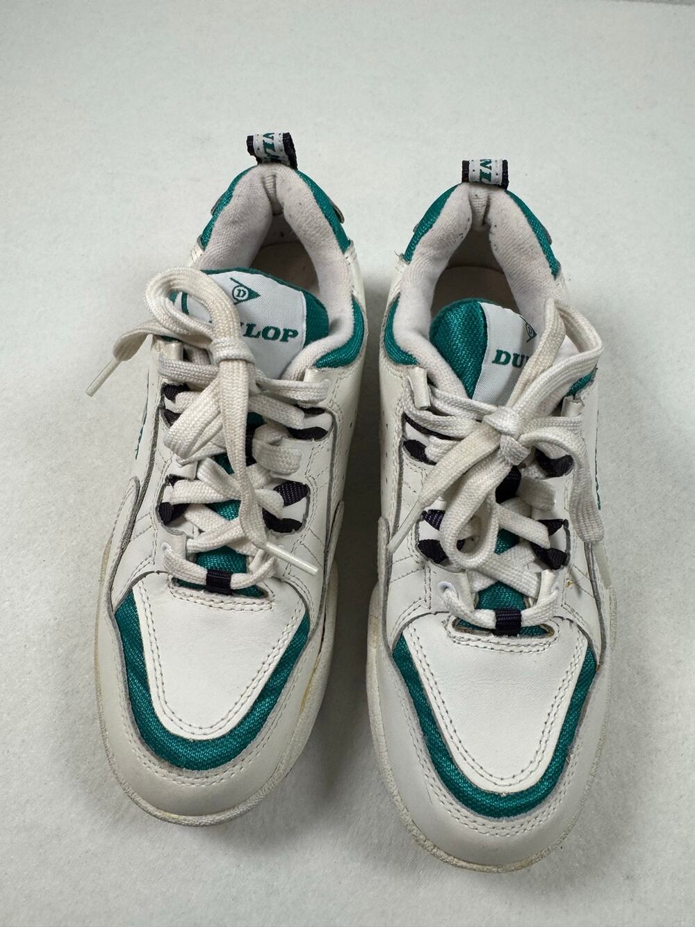 Dunlop Vintage 90s Women's Tennis Court Sneakers WB4000 White Leather Green 6.5
